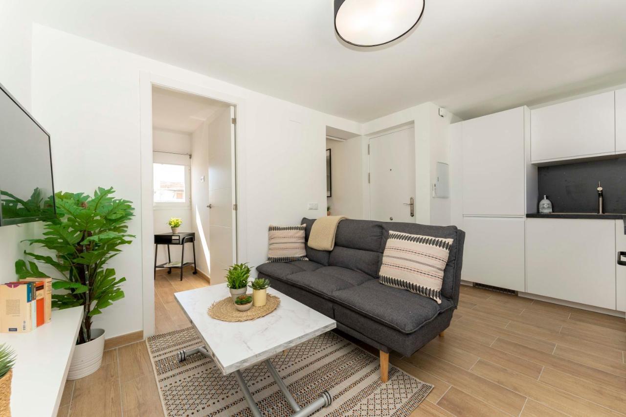 Apartamento 2 Dormitorios Cerca De La Playa En Casco Historico Estepona Bagian luar foto